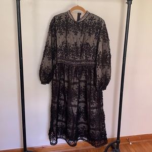 Ivy City Co. Black and Cream Sicily Dress Women’s size Medium